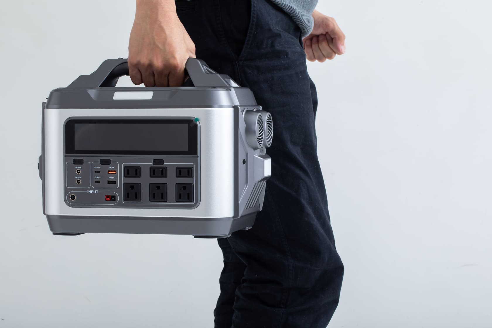 ポータブル電源